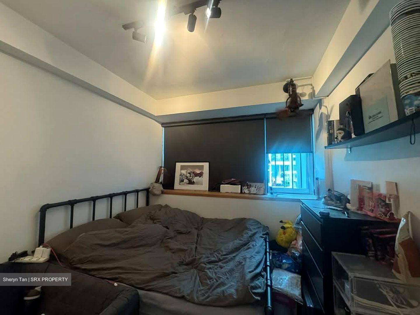 The Esparis (D18), Condominium #568743561